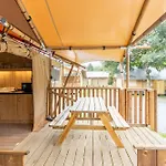 Landal Glamping * Neufchâteau