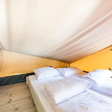 Landal Glamping * Neufchâteau