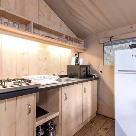 Rezort Landal Glamping Neufchâteau