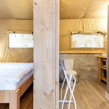 리조트 Landal Glamping Neufchâteau