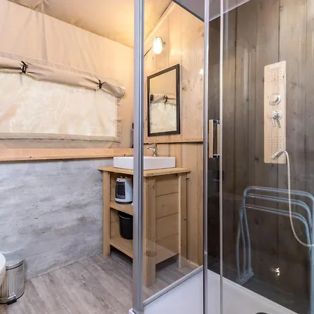 Landal Glamping * Neufchâteau